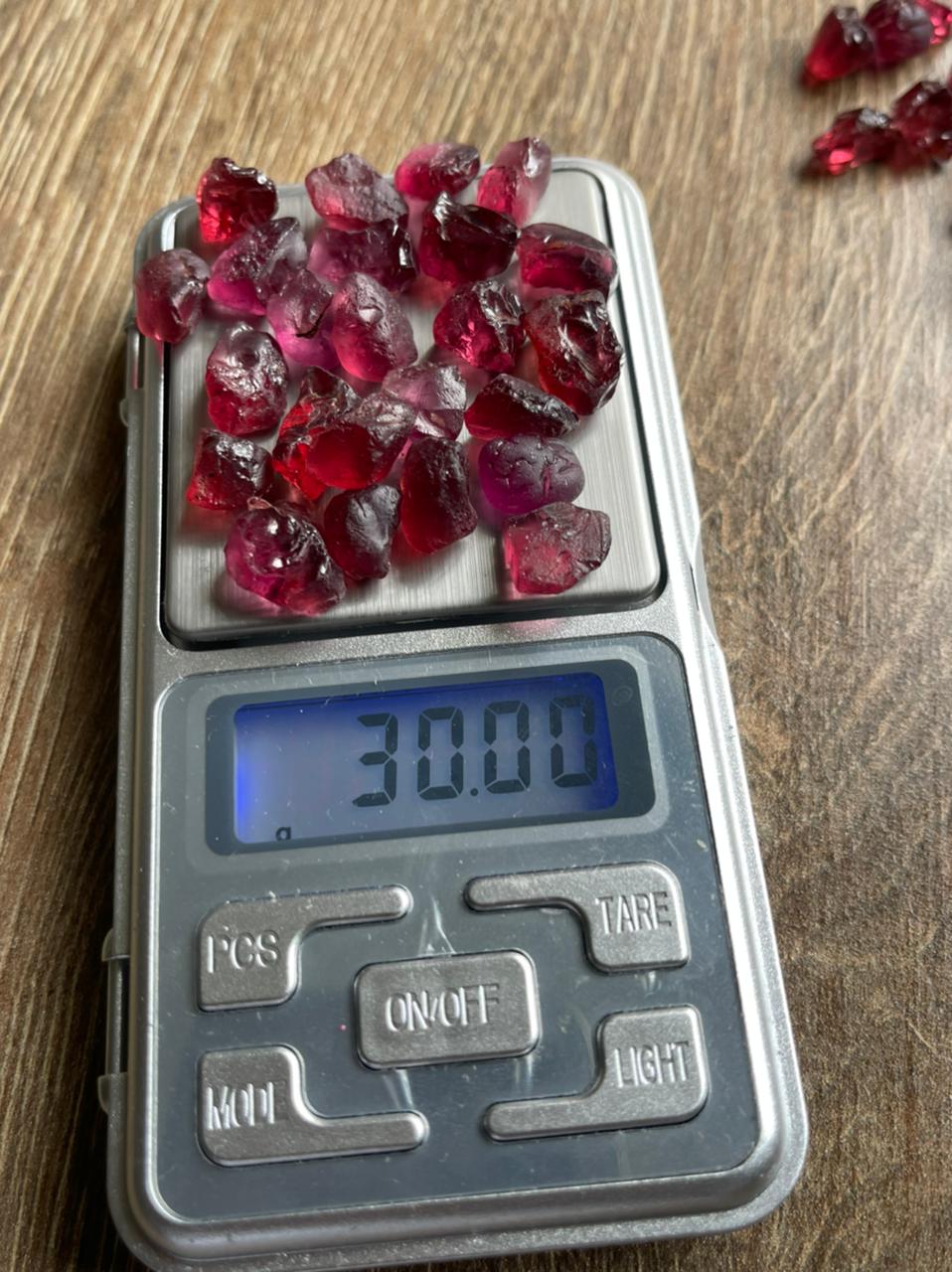 Red Garnet Faceted Parcel, 3ct